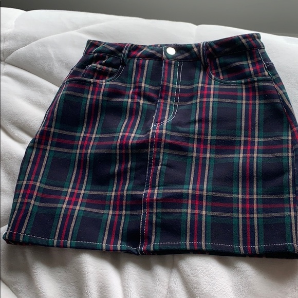 Fashion Nova Dresses & Skirts - plaid skirt
